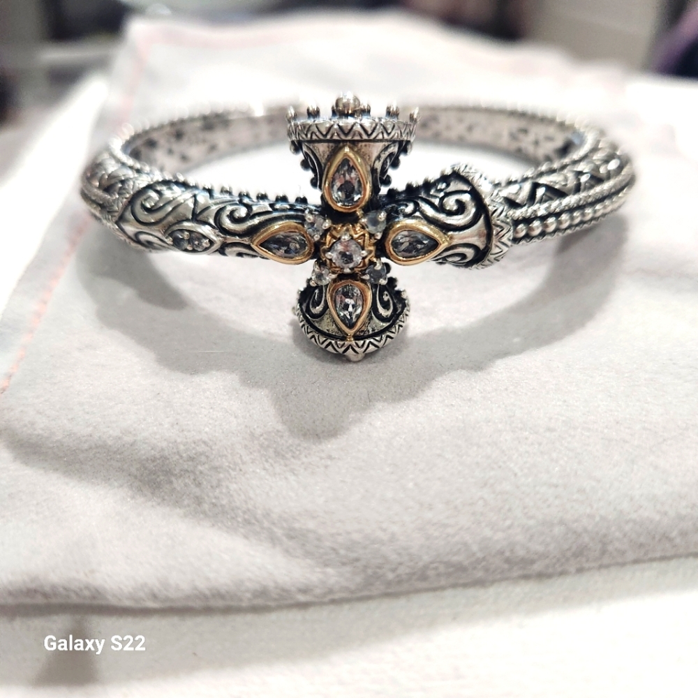 Barbara Bixby Bold .925 Silver, 18k Gold w/ White Topaz Gemstone Hinged Cuff - Picture 5 of 11